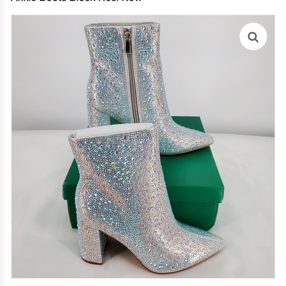Lauren Lorraine NEW IN BOX Silver Glitter Ankle Boots Size 7.5